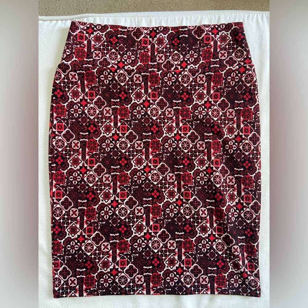 LulaRoe Skirt M